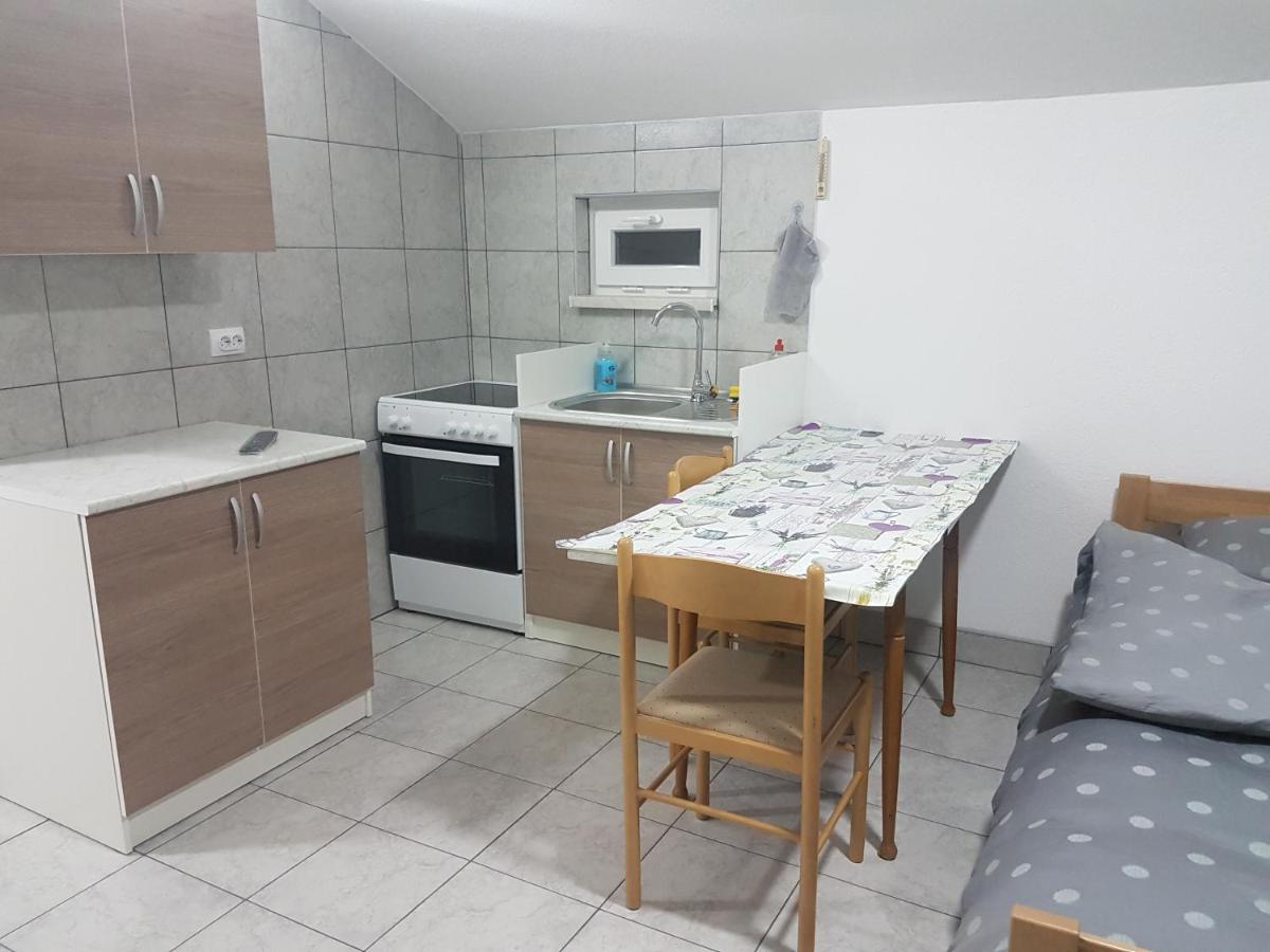 Dass Apartmani Banja Luka Exteriör bild
