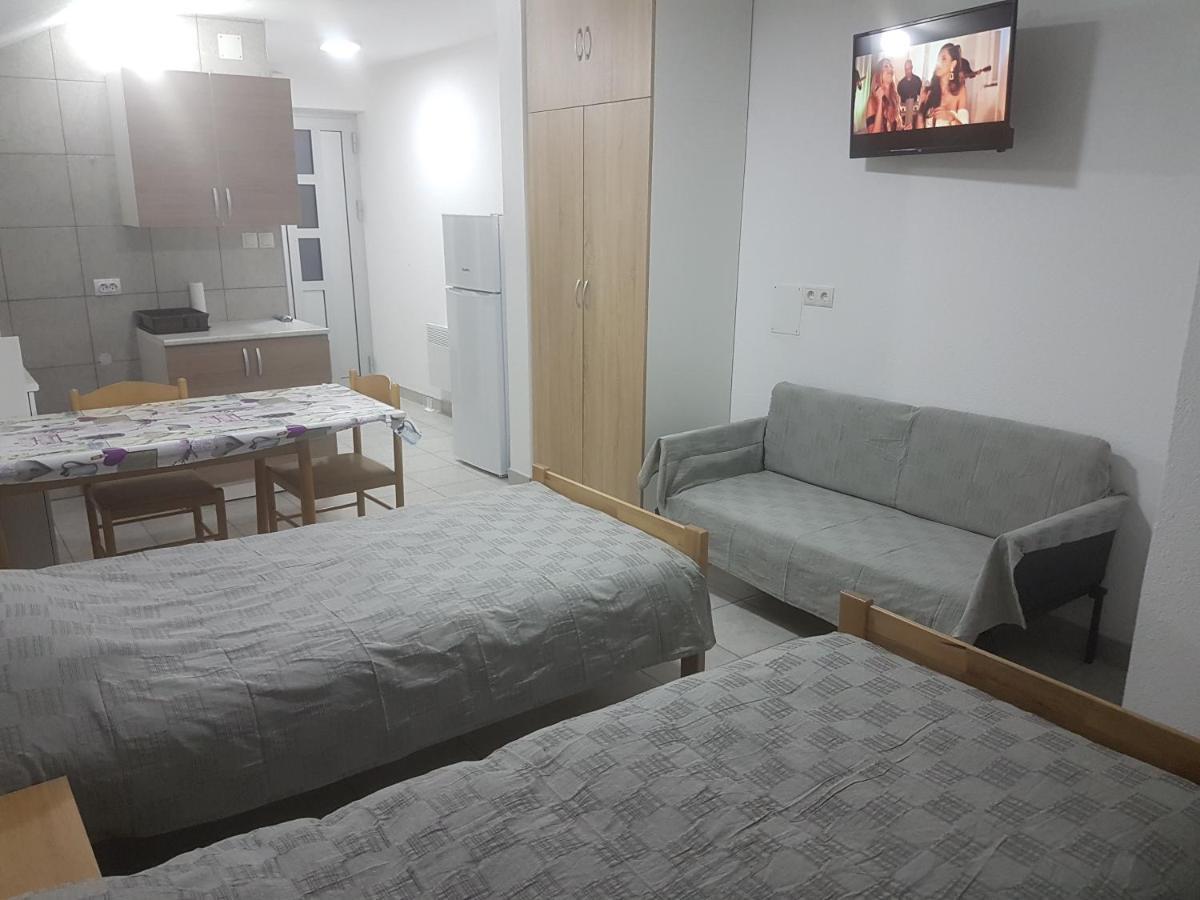 Dass Apartmani Banja Luka Exteriör bild