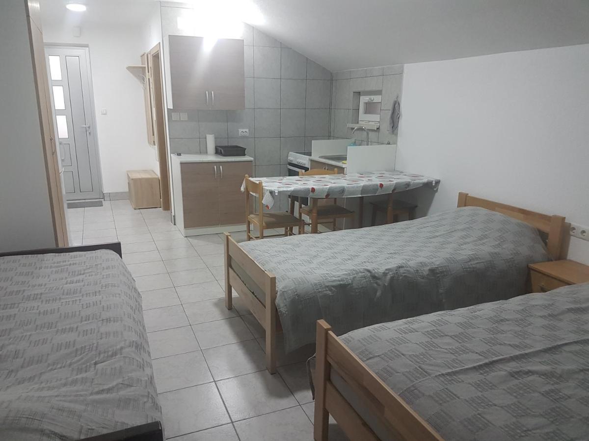 Dass Apartmani Banja Luka Exteriör bild