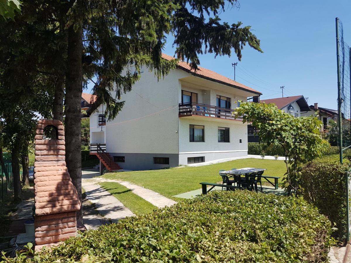 Dass Apartmani Banja Luka Exteriör bild