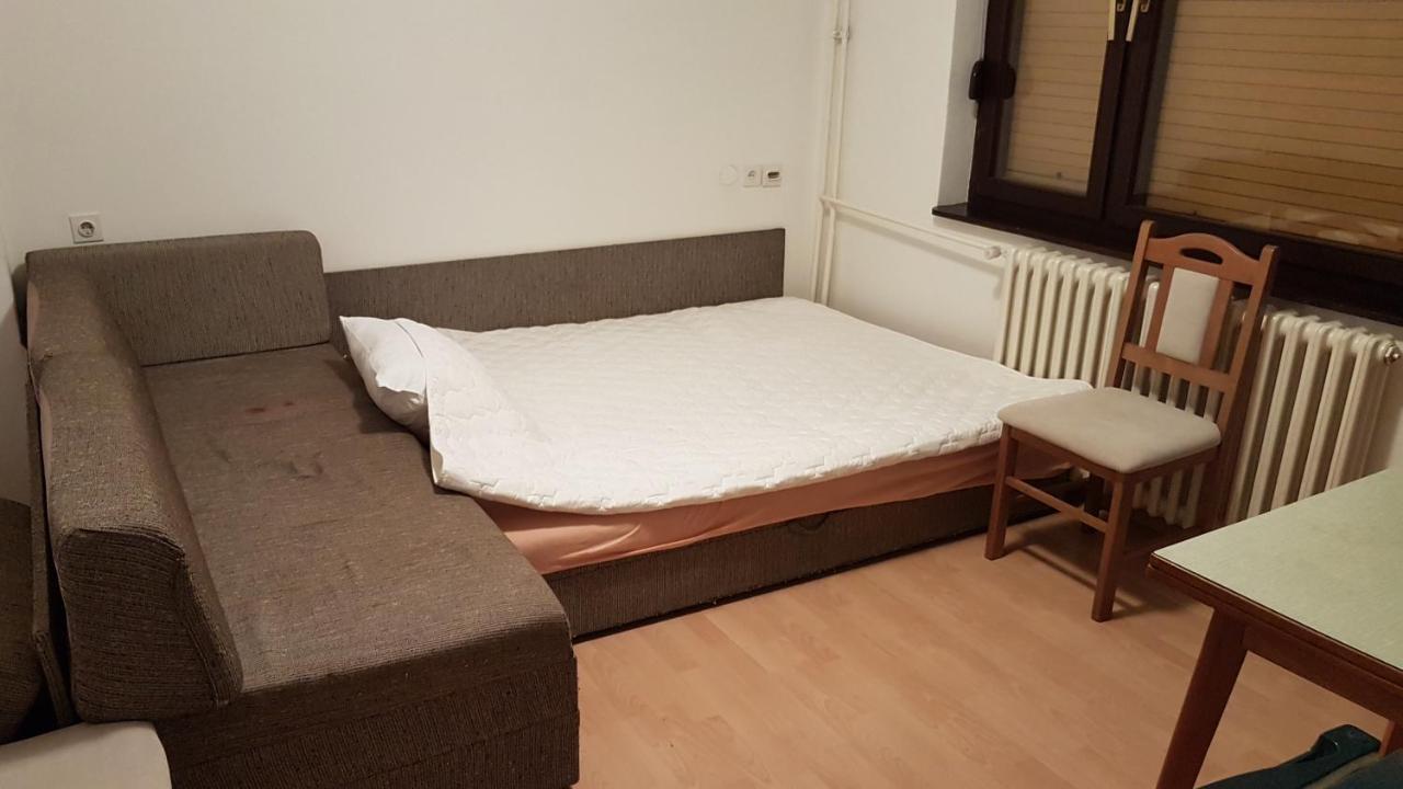 Dass Apartmani Banja Luka Exteriör bild