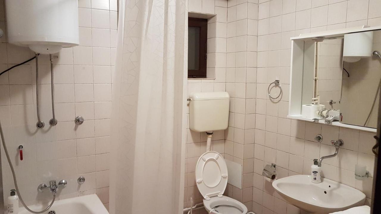 Dass Apartmani Banja Luka Exteriör bild